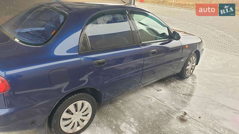 Седан Daewoo Lanos 2003 в Кременчуге