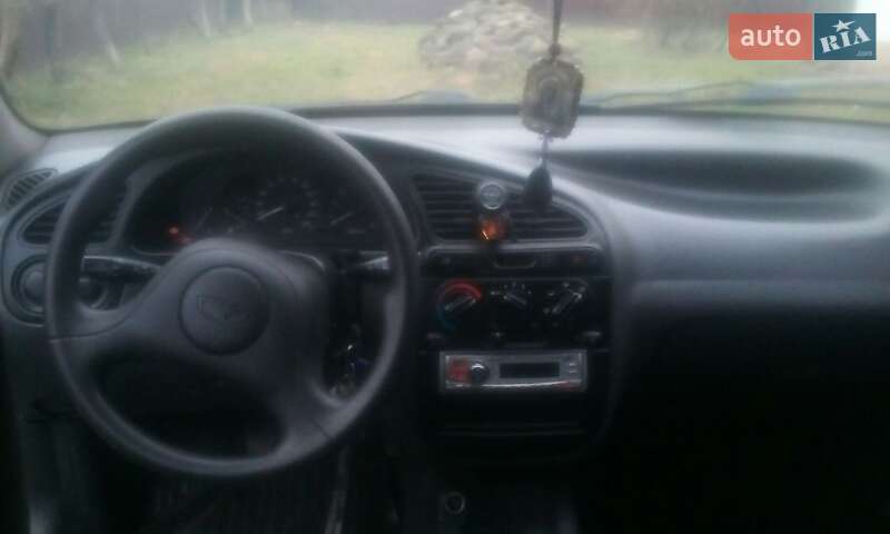 Седан Daewoo Lanos 2004 в Жовкве