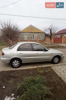 Седан Daewoo Lanos 2004 в Николаеве