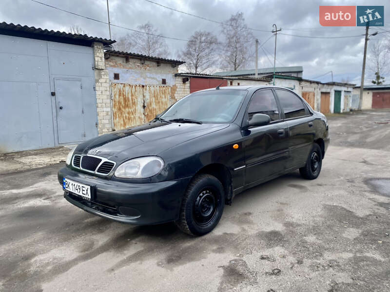 Седан Daewoo Lanos 2008 в Дубні