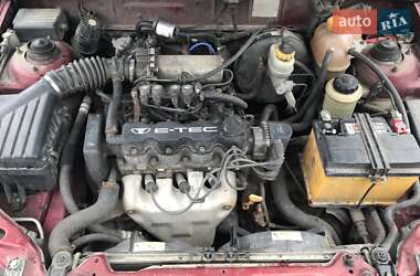 Седан Daewoo Lanos 2002 в 