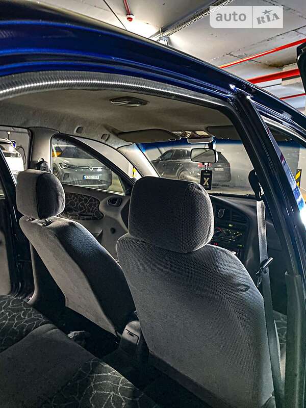 Седан Daewoo Lanos 2004 в Ивано-Франковске