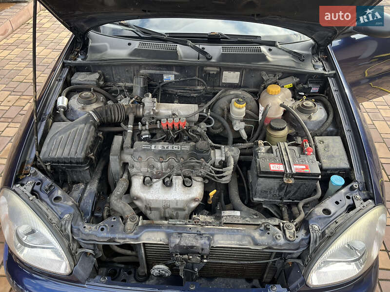 Седан Daewoo Lanos 2003 в Києві