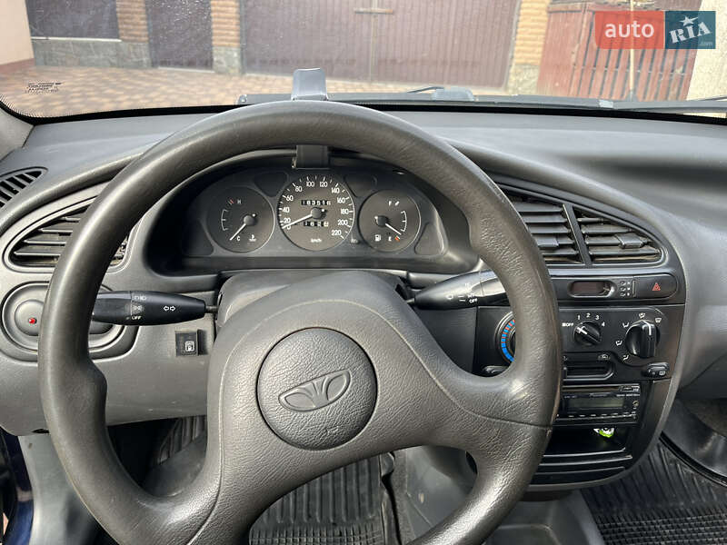 Седан Daewoo Lanos 2003 в Києві