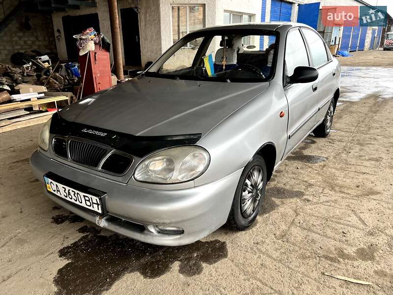 Седан Daewoo Lanos 2002 в Звенигородке