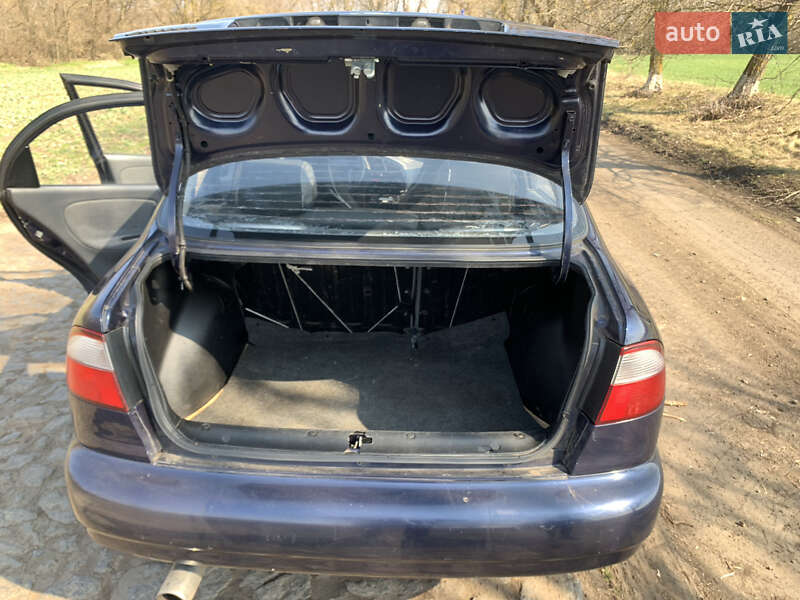 Седан Daewoo Lanos 2005 в Новоукраїнці