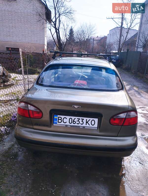 Хэтчбек Daewoo Lanos 2002 в Львове