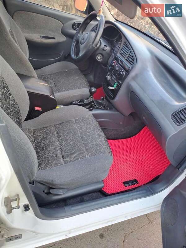 Седан Daewoo Lanos 2005 в Рени