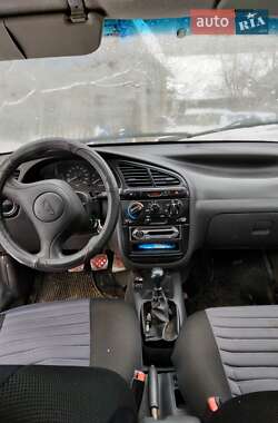 Седан Daewoo Lanos 1999 в Ужгороде