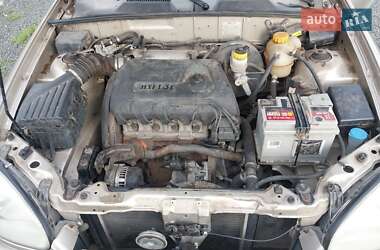 Седан Daewoo Lanos 2004 в 