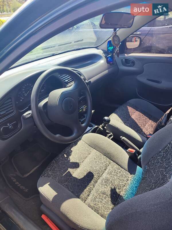 Хетчбек Daewoo Lanos 2004 в Києві