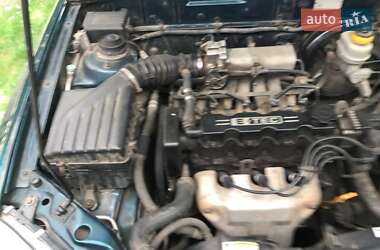 Седан Daewoo Lanos 2003 в Львове