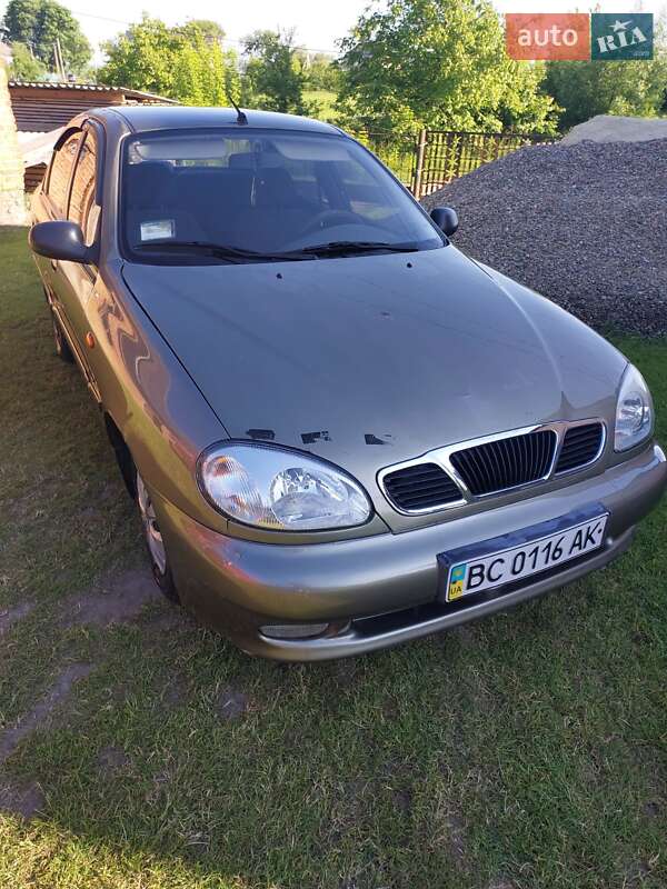 Седан Daewoo Lanos 2006 в Самборі