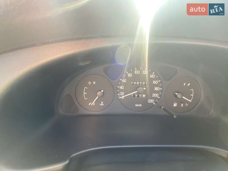 Седан Daewoo Lanos 2006 в Києві
