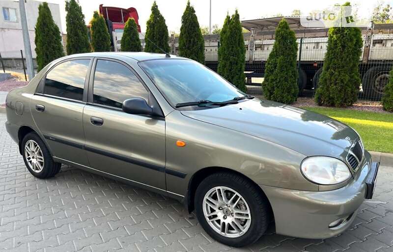 2006 Daewoo Lanos, VIN Y6DTF696D7W316449:plate — photo 1 (autoria)