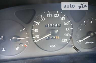 Хетчбек Daewoo Lanos 2002 в 