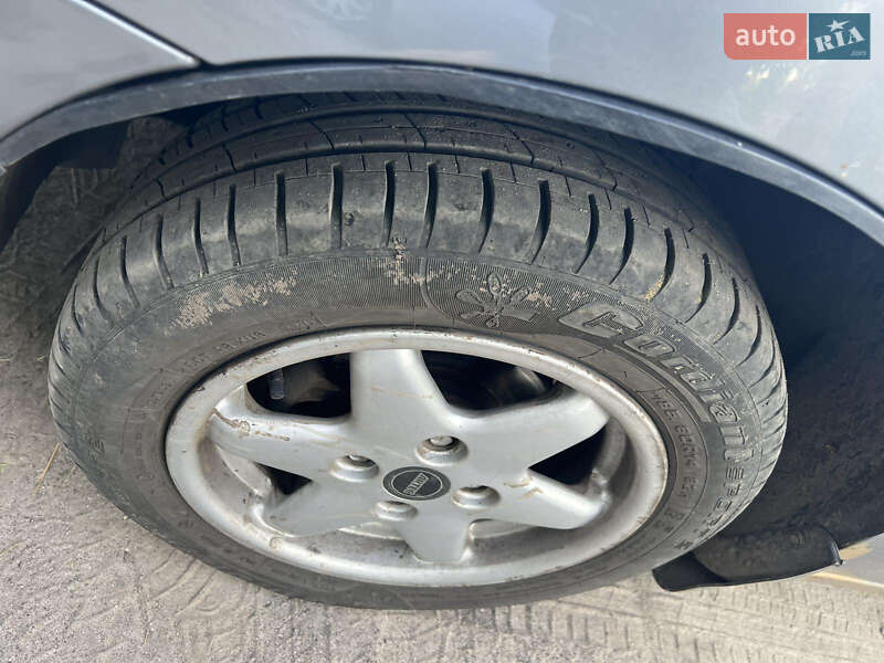 Седан Daewoo Lanos 2008 в Карловке