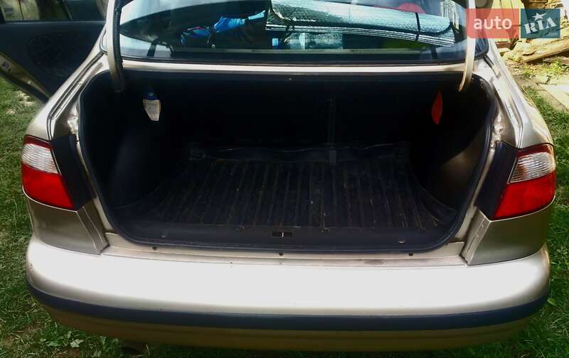 Седан Daewoo Lanos 2004 в Берегово