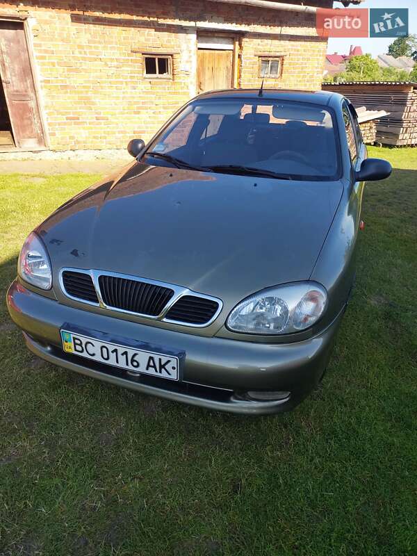 Седан Daewoo Lanos 2006 в Самборі
