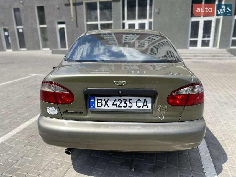 Седан Daewoo Lanos 2002 в Хмельницькому