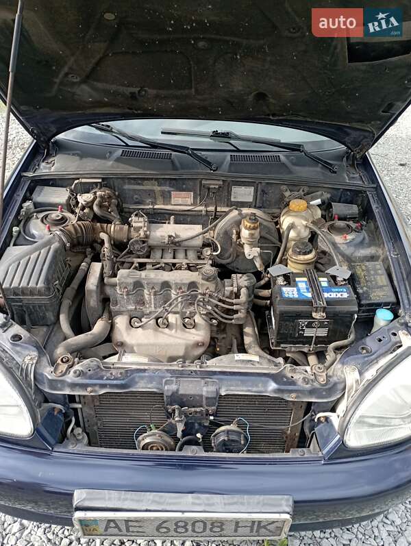 Седан Daewoo Lanos 2002 в Днепре