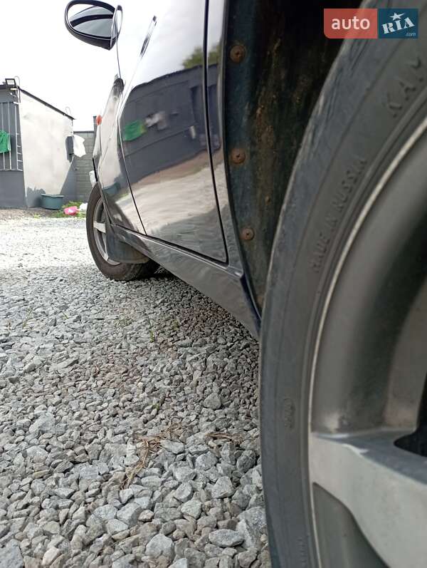 Седан Daewoo Lanos 2002 в Днепре