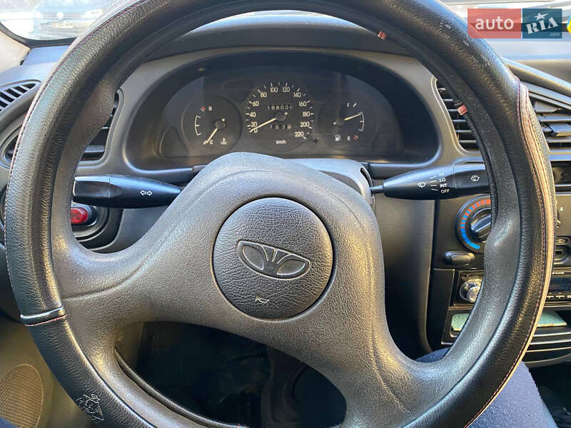 Седан Daewoo Lanos 2008 в Киеве