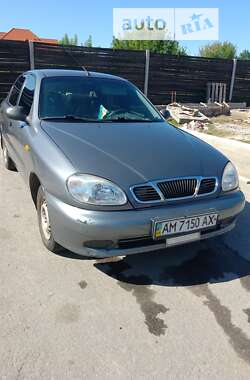 Седан Daewoo Lanos 2009 в Овруче