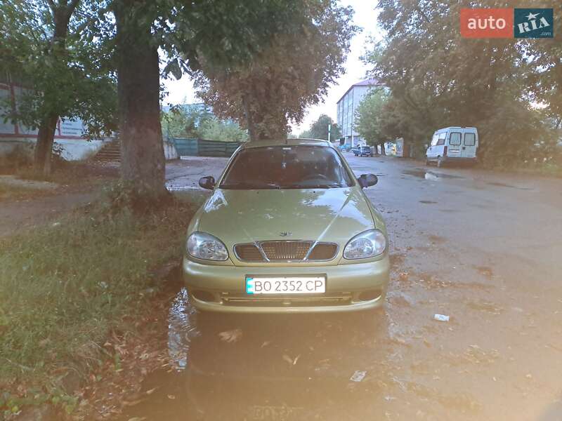 Седан Daewoo Lanos 2006 в Волочиську