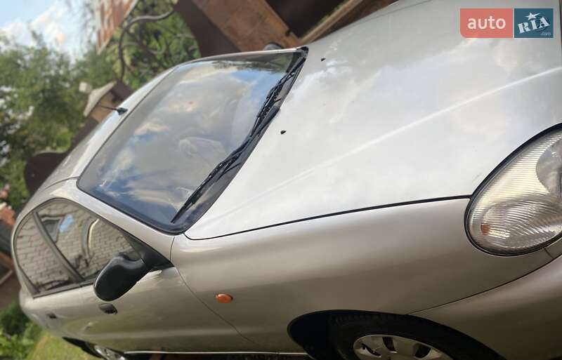 Седан Daewoo Lanos 2003 в Иршаве