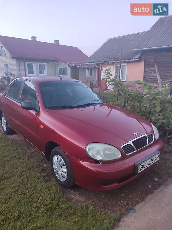 Седан Daewoo Lanos 2006 в Стрые