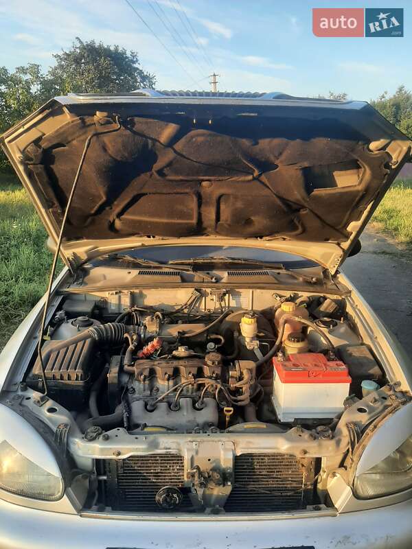 Седан Daewoo Lanos 2006 в Царичанці