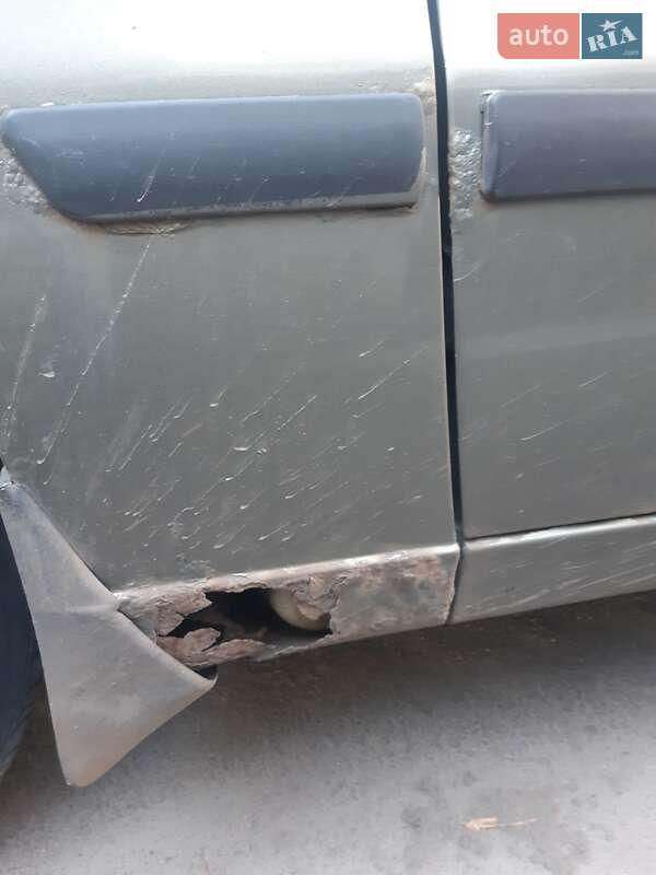 Седан Daewoo Lanos 2005 в Киеве