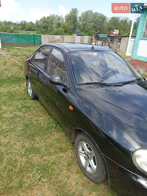 Седан Daewoo Lanos 2008 в Мироновке