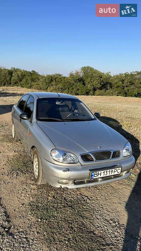 Седан Daewoo Lanos 2004 в Одессе
