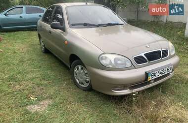 Седан Daewoo Lanos 2008 в Вараше