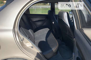 Седан Daewoo Lanos 2008 в 