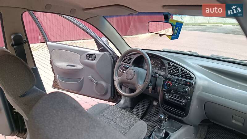 Седан Daewoo Lanos 2008 в Львове