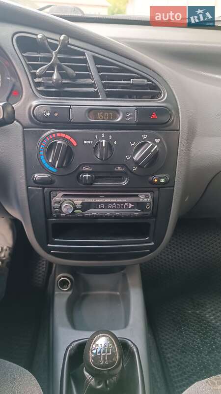 Седан Daewoo Lanos 2008 в Львове