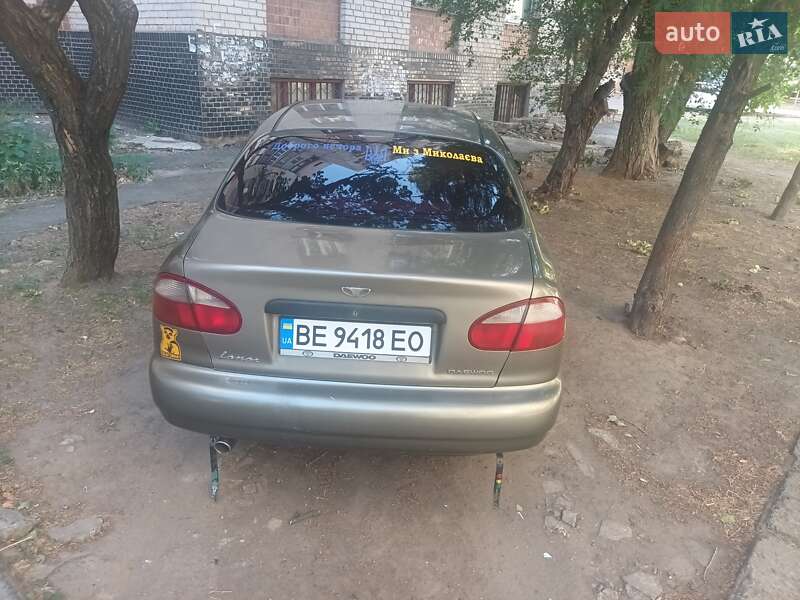 Седан Daewoo Lanos 2004 в Николаеве