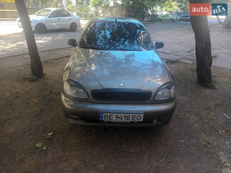 Седан Daewoo Lanos 2004 в Николаеве