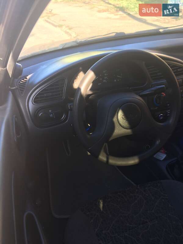 Седан Daewoo Lanos 2006 в Черновцах