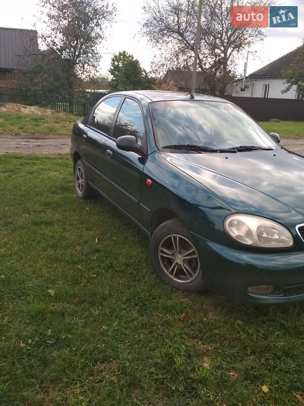 Седан Daewoo Lanos 2003 в Лубнах