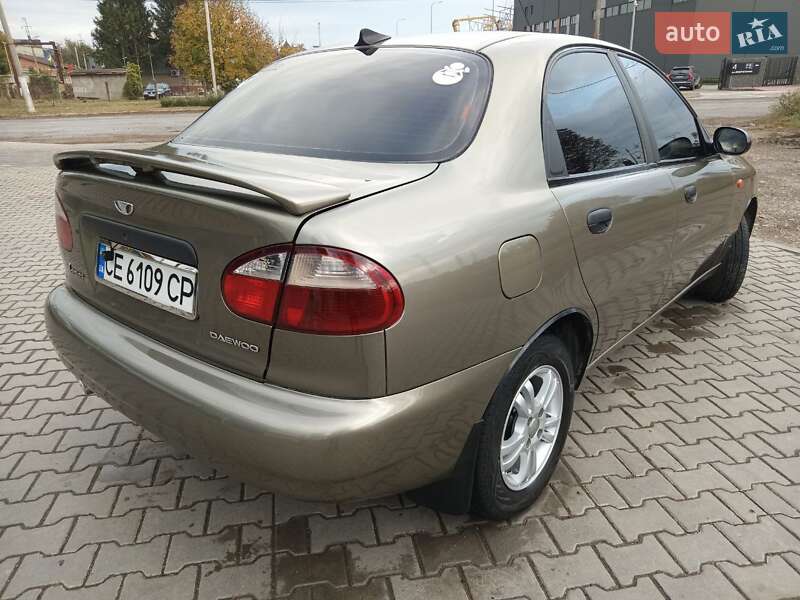 Седан Daewoo Lanos 2004 в Черновцах