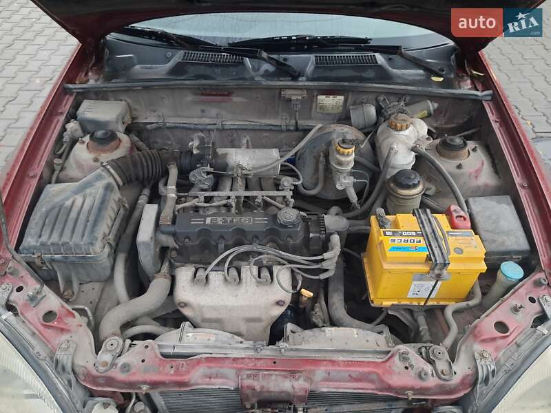 Седан Daewoo Lanos 2003 в Трускавці