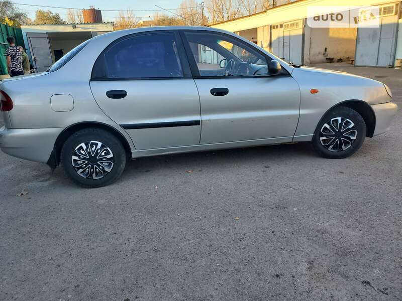 Седан Daewoo Lanos 2003 в Болграде