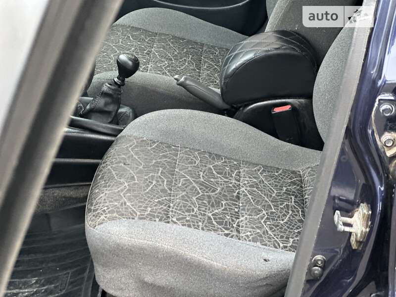 Седан Daewoo Lanos 2005 в Тернополі
