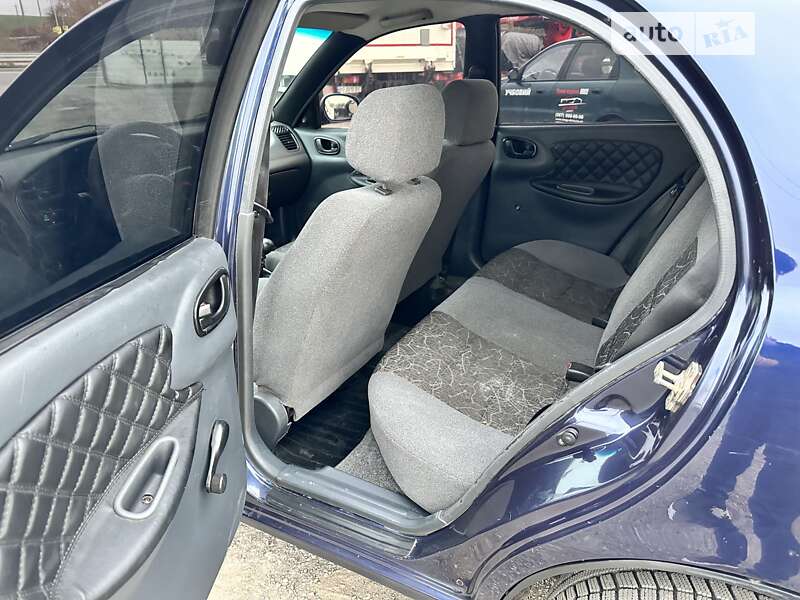 Седан Daewoo Lanos 2005 в Тернополі
