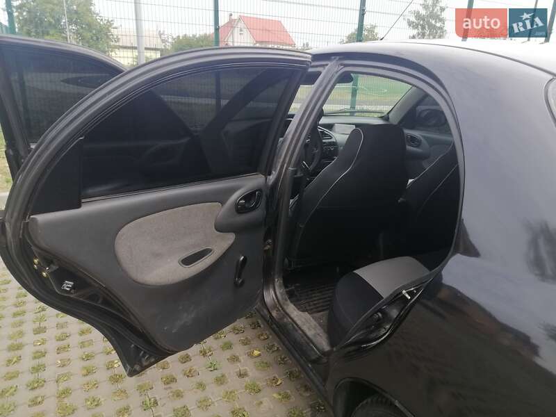 Седан Daewoo Lanos 2006 в Днепре