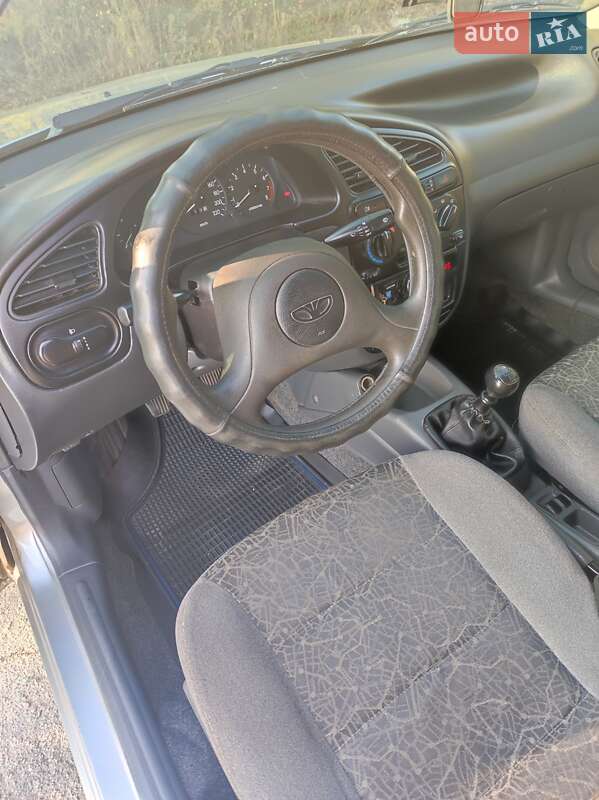 Седан Daewoo Lanos 2005 в Дніпрі